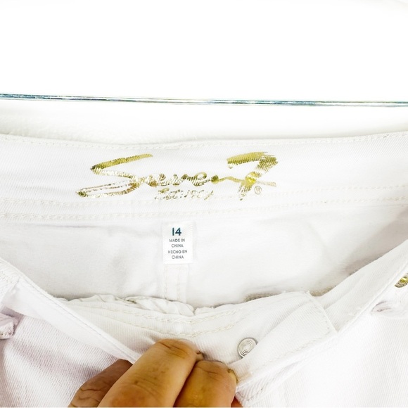 Seven 7 Rodeo mid rise capri - Picture 3 of 8